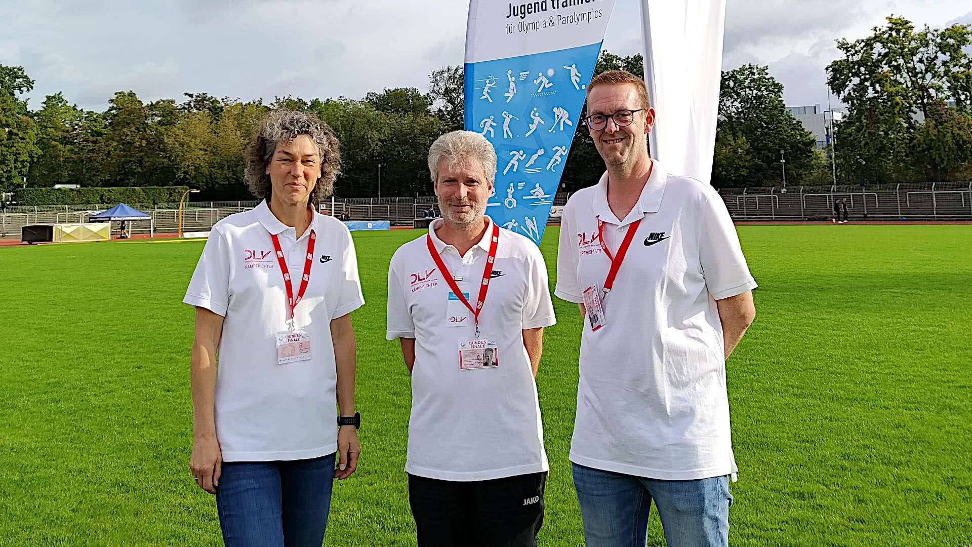 Elke Pesch, Thomas Oonk-Maatmann, Raphael Kampshoff nach ihrem Einsatz bem Finale JtfO