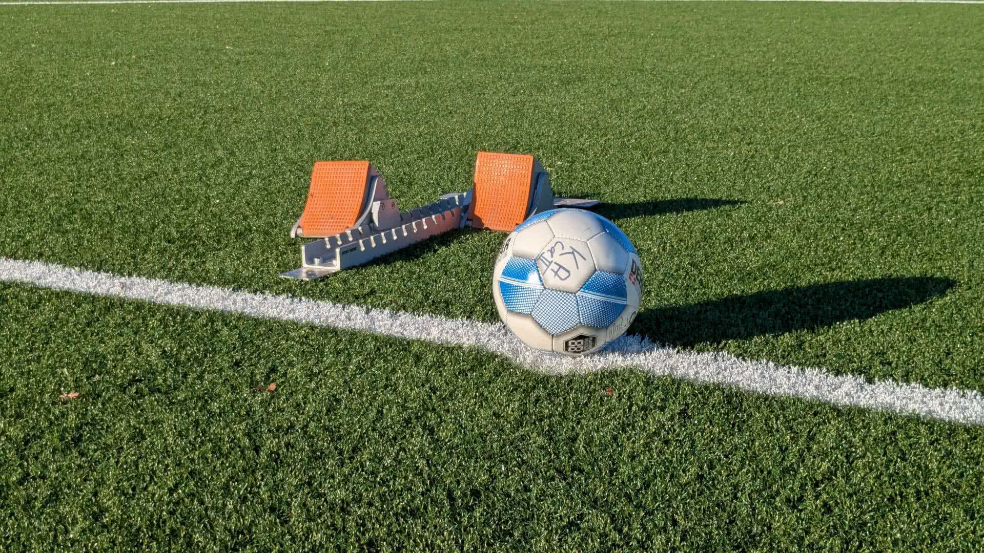 Start frei und Anstoss für ein neues Jahr! Start frei und Anstoss für ein neues Jahr!