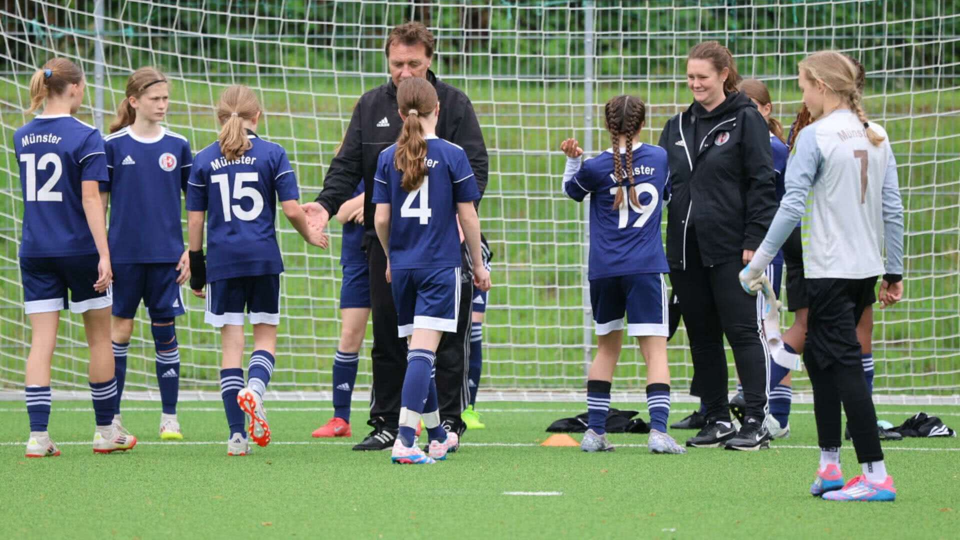 Die Auswahl des FLVW-Kreis Münster konnte diesen hochkarätigen Vergleich der U13-Juniorinnen für sich entscheiden.