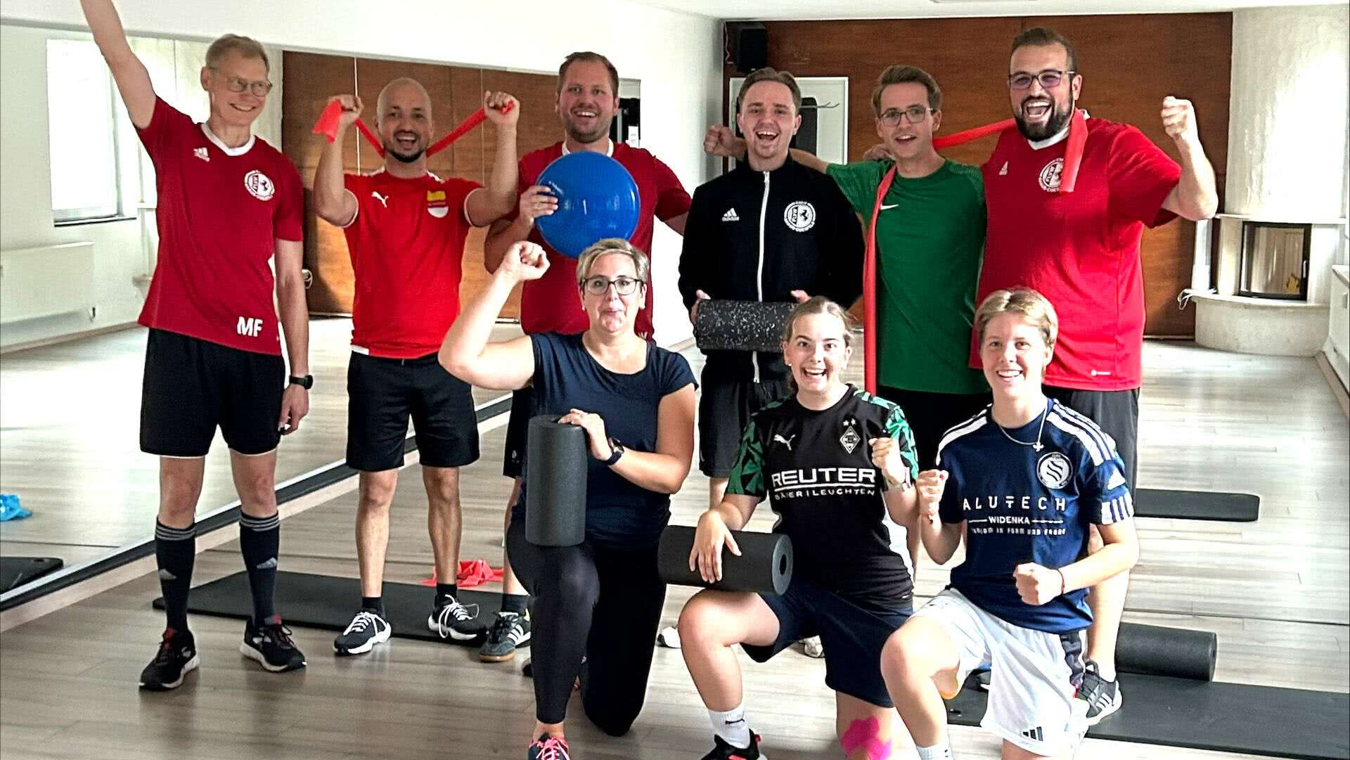 Sporteinheit einiger Kreisschiedsrichter im Gesundheitshaus Hammer