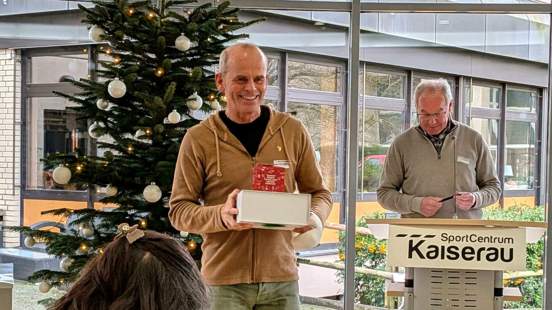 Verbandsverdienstzeichen in Gold für Bernd Bohmert Verbandsverdienstzeichen in Gold für Bernd Bohmert