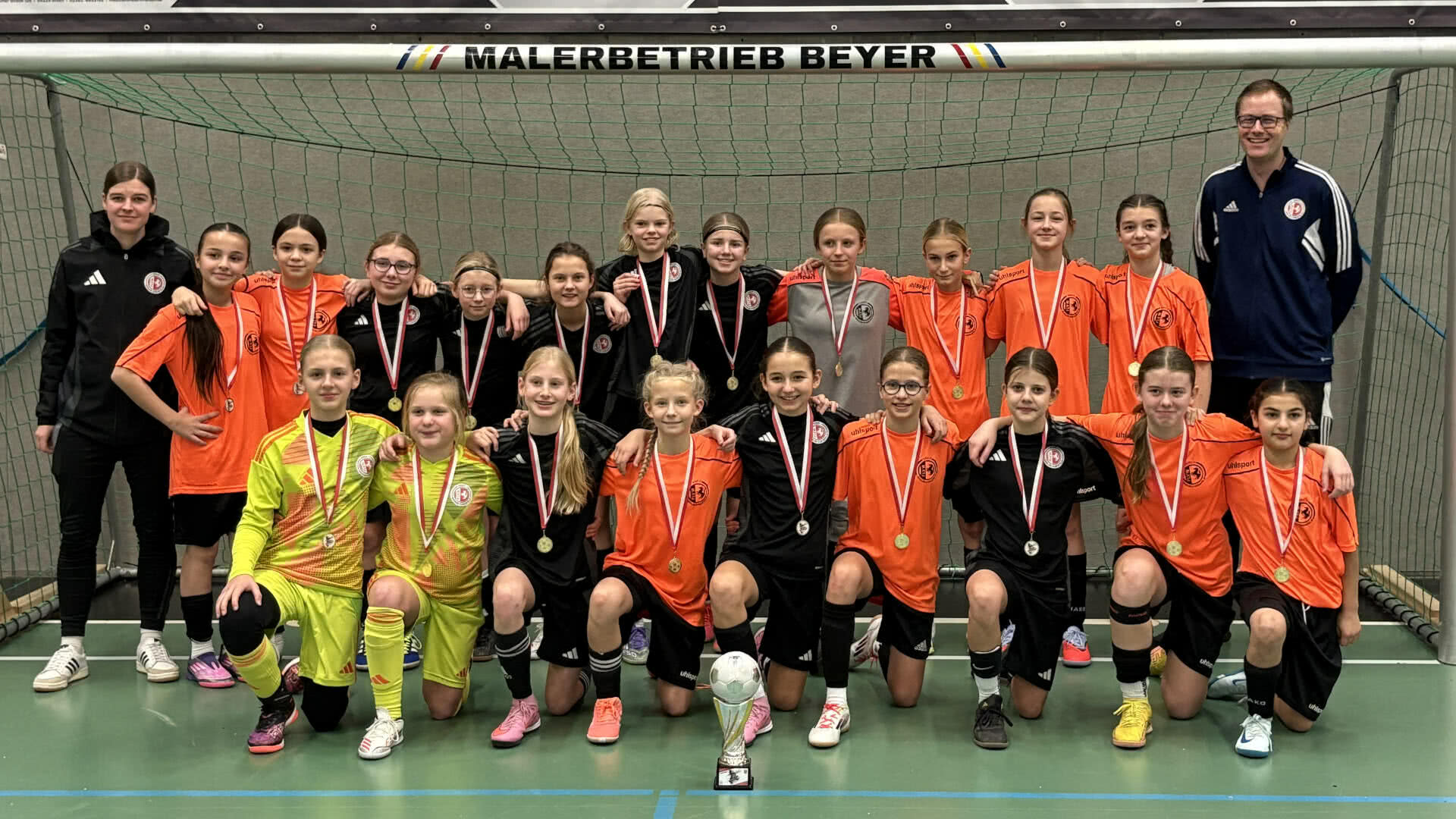 Turniersieg der Juniorinnen Kreisauswahl beim Beyer Girls-Cup von RW Ahlen