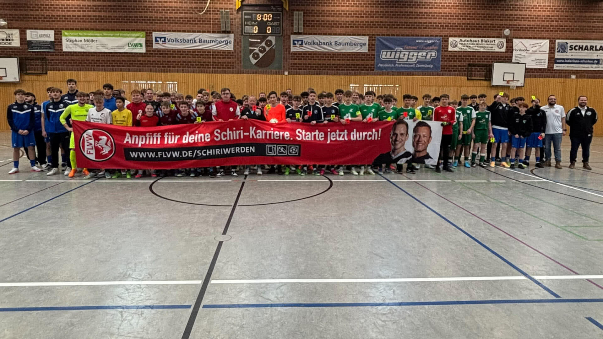 Schiri-Werbeaktion beim B-Junioren-Hallenturnier von Westfalia Osterwick