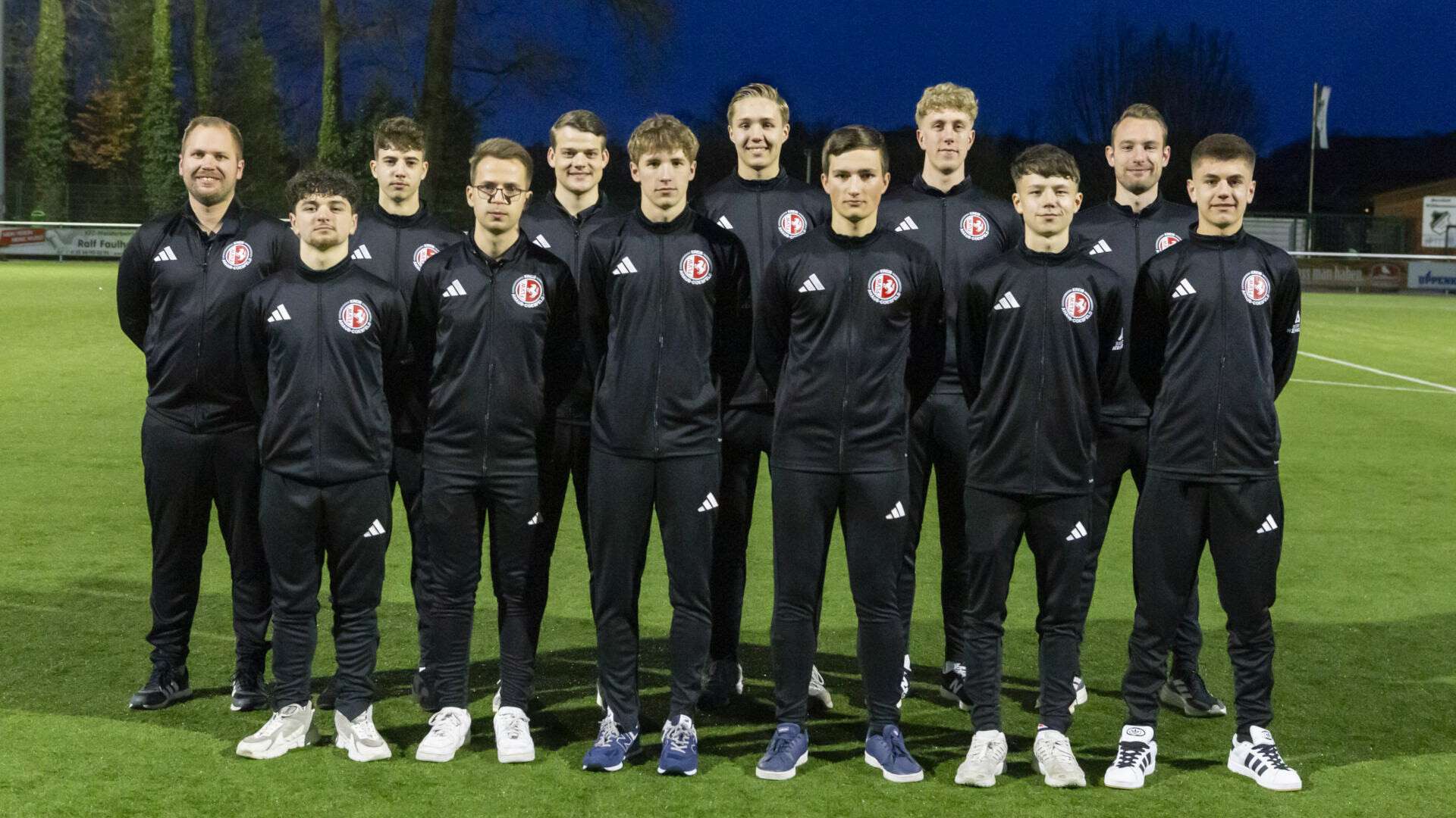 Neue, einheitliche Teamausstattung für den Perspektivkader