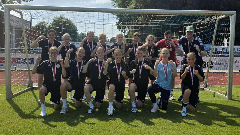 Großartiger Erfolg in Recke: U13-Juniorinnen sind Vize-Westfalenmeister