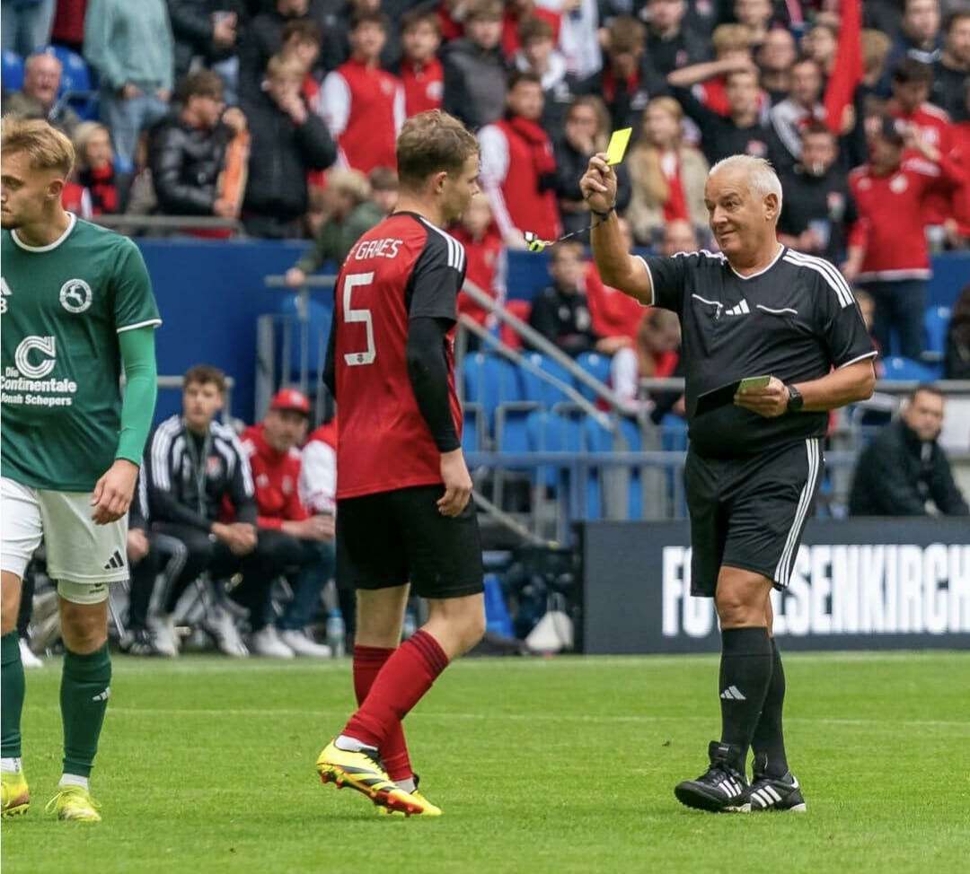 Große Bühne für das Kreisliga-B-Spiel